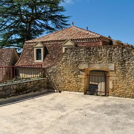 Grande Maison De Famille A Pour 8 - La Tour Holiday home *